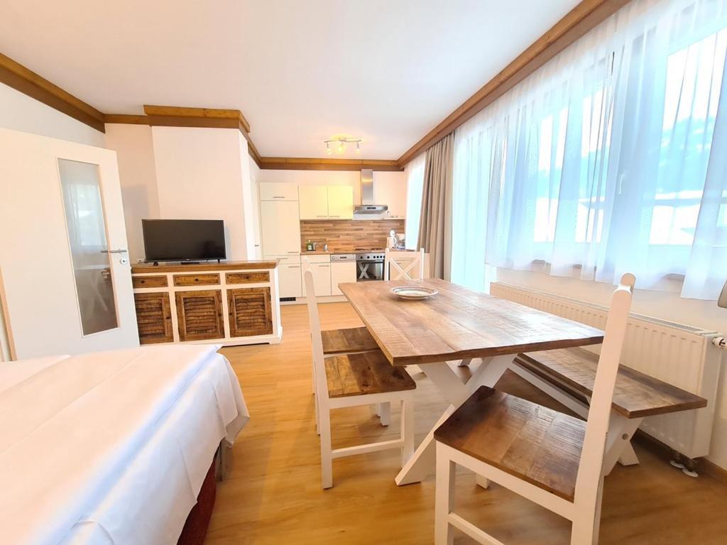 Apartments Juri & Hermann 1 바트키르히하임 외부 사진